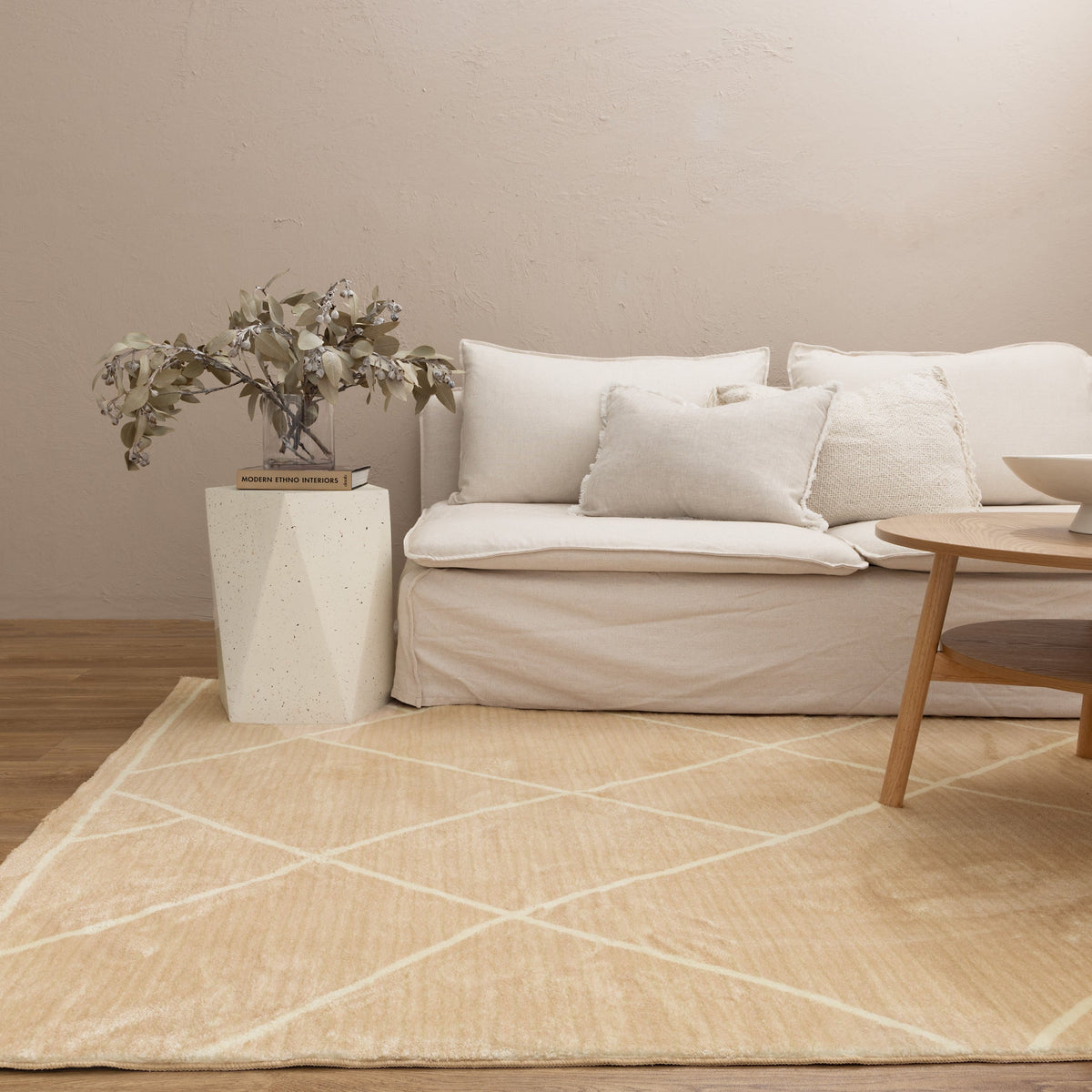 Le Canvas Cloud Diamonds Beige — corner detail