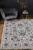 Le Canvas Pilar Ivory — corner detail