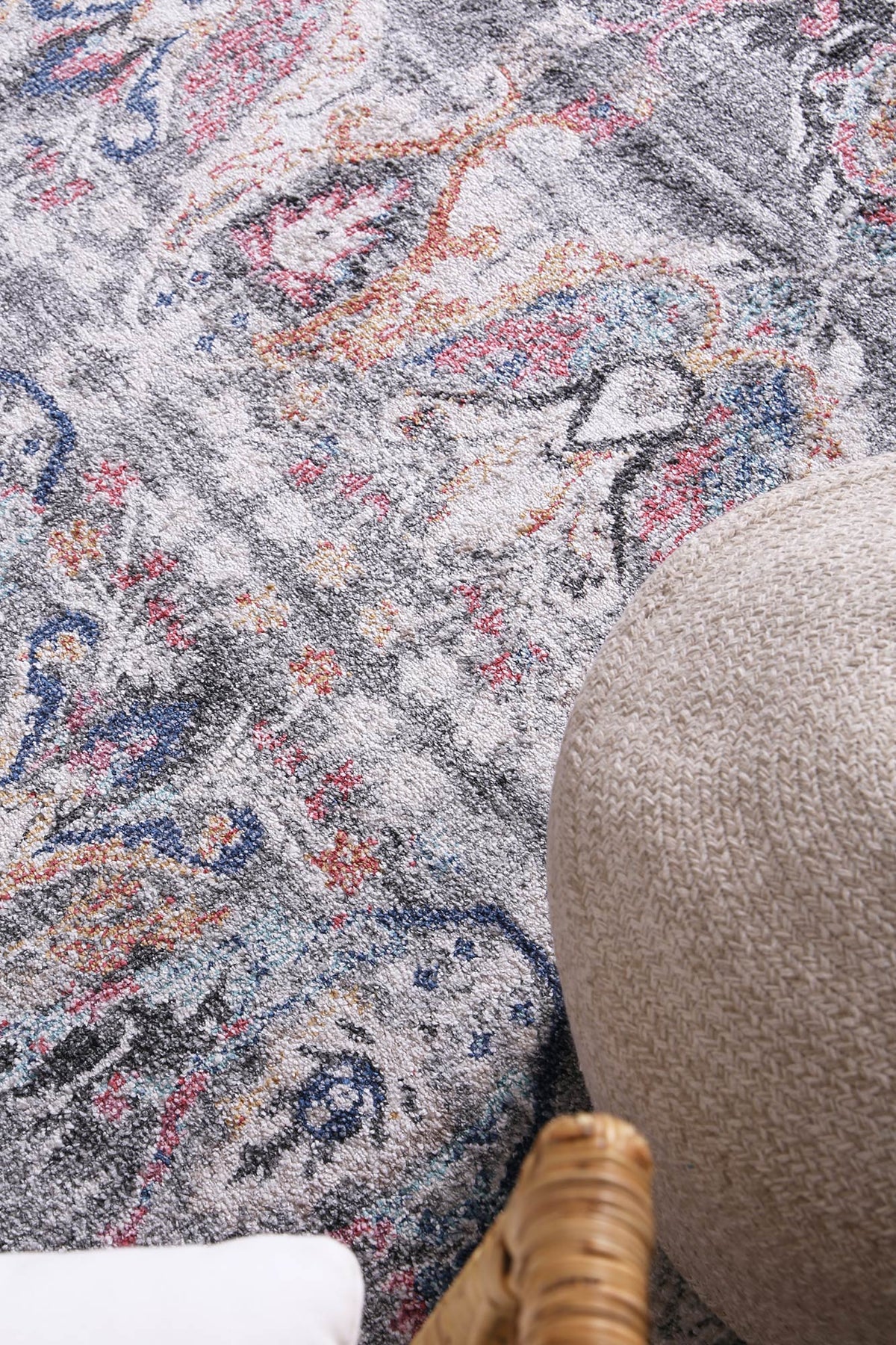 Le Canvas Remy Multi — corner detail