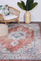 Le Canvas Tova Rust — corner detail