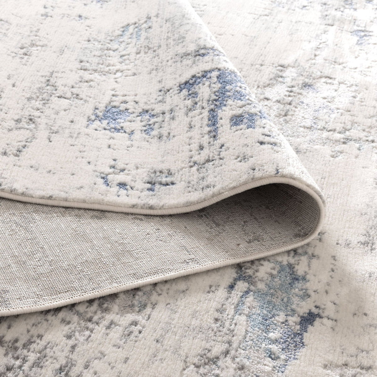 Le Canvas Isolde Blue — pile texture