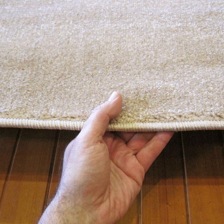 Le Canvas Vera Beige — pile thickness