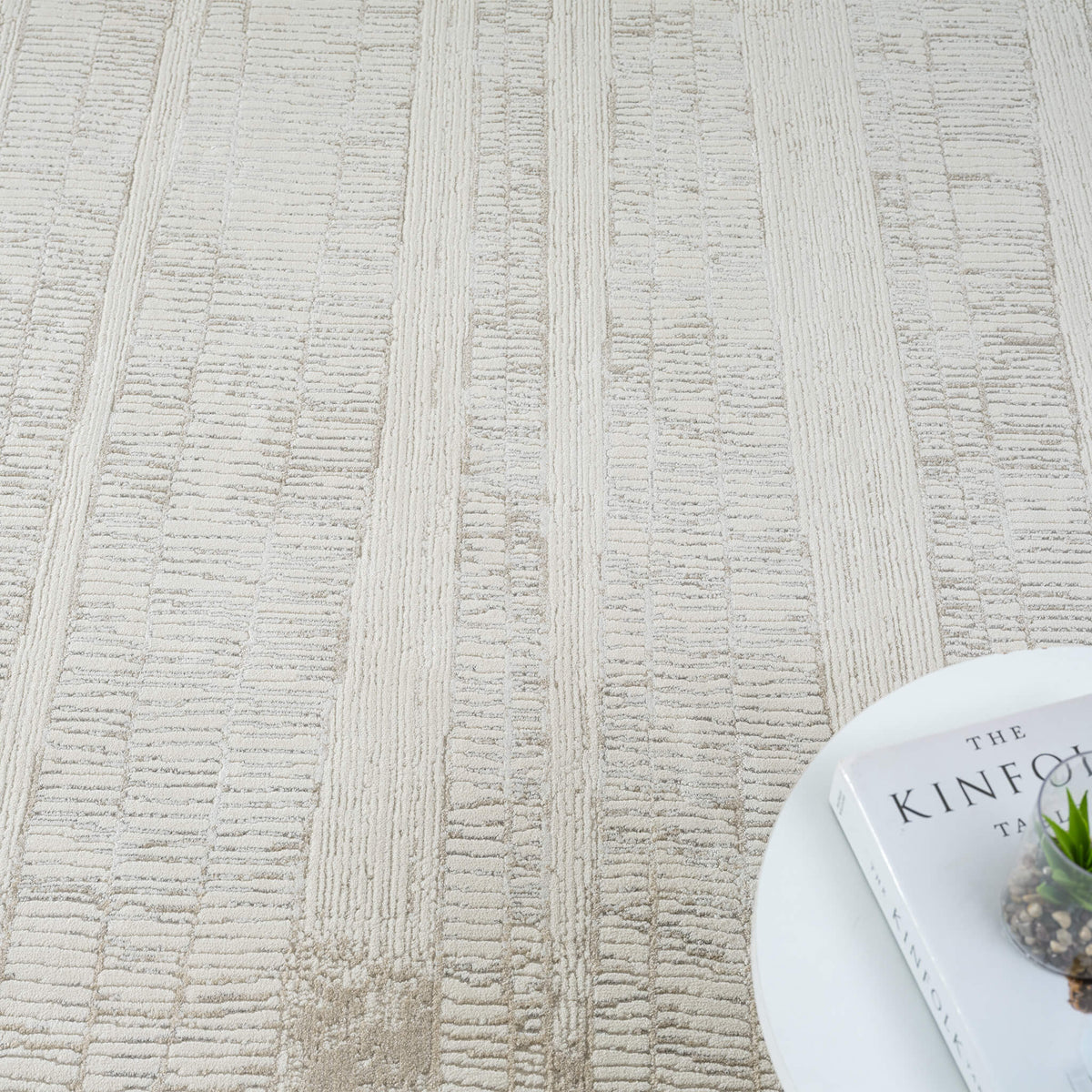 Le Canvas Cora Linen — corner detail