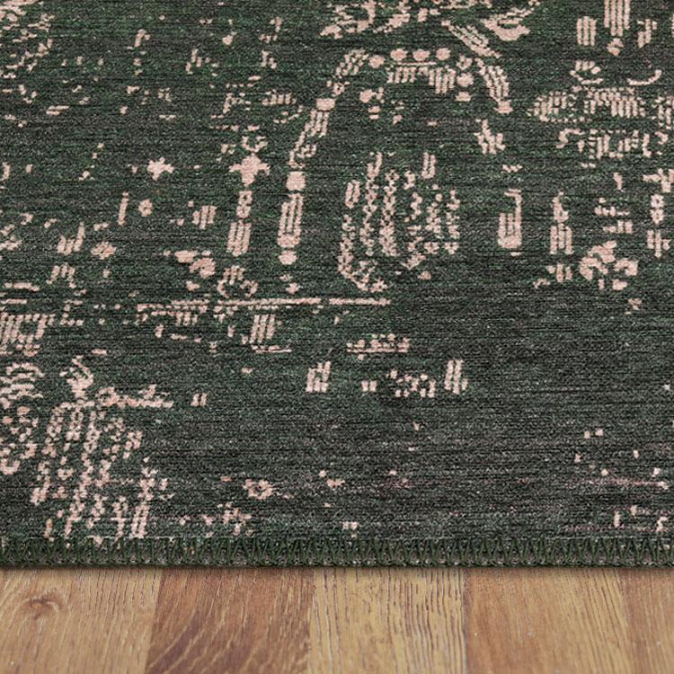 Le Canvas Hadley Green — corner detail