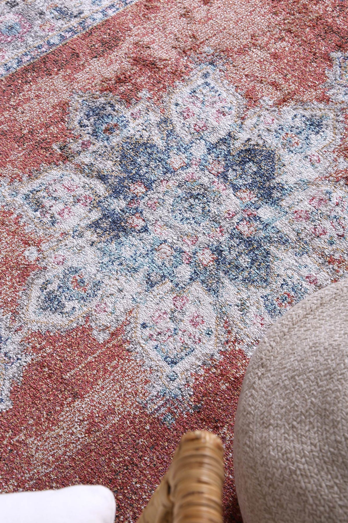 Le Canvas Tova Rust — pile texture