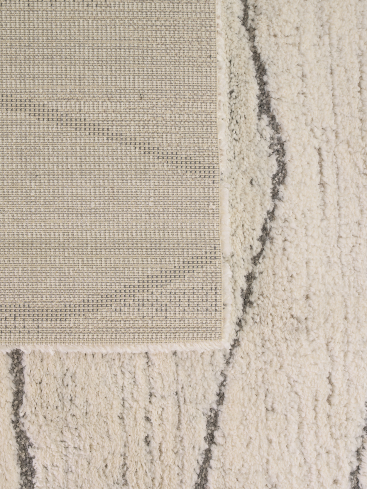 Lilly Cream — DETAIL
