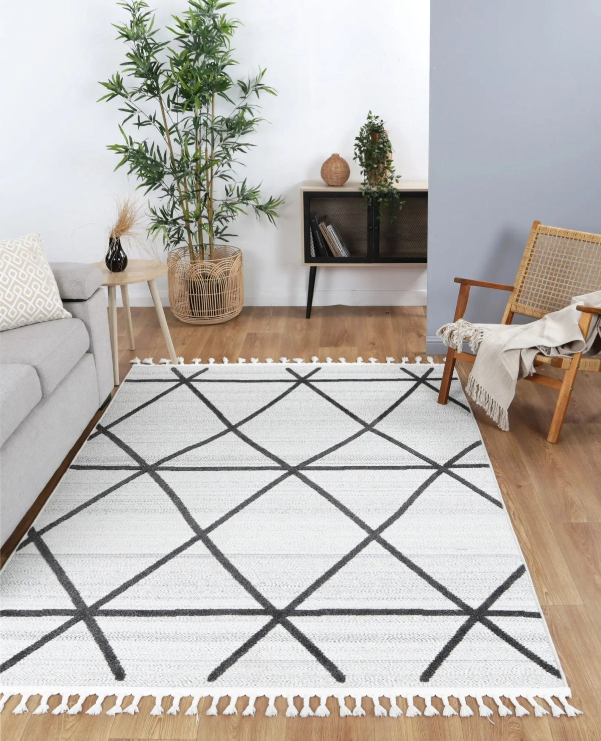 ROOM_LIFESTYLE | Aegean-Cream-Anthrasite-Diamond-Rug-BRAVEN-36154932.jpg