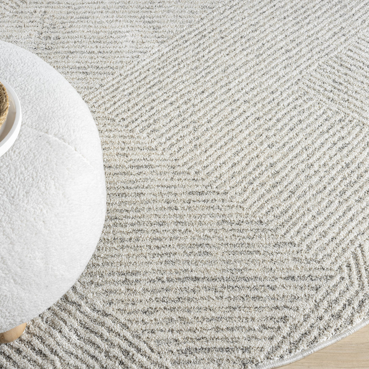 Le Canvas Tova — Sand round rug, pile texture