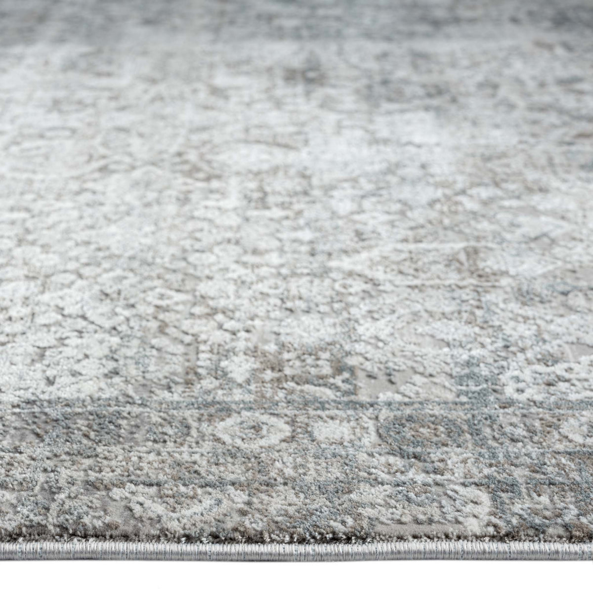 Le Canvas Halden — Grey rug, construction and pile height