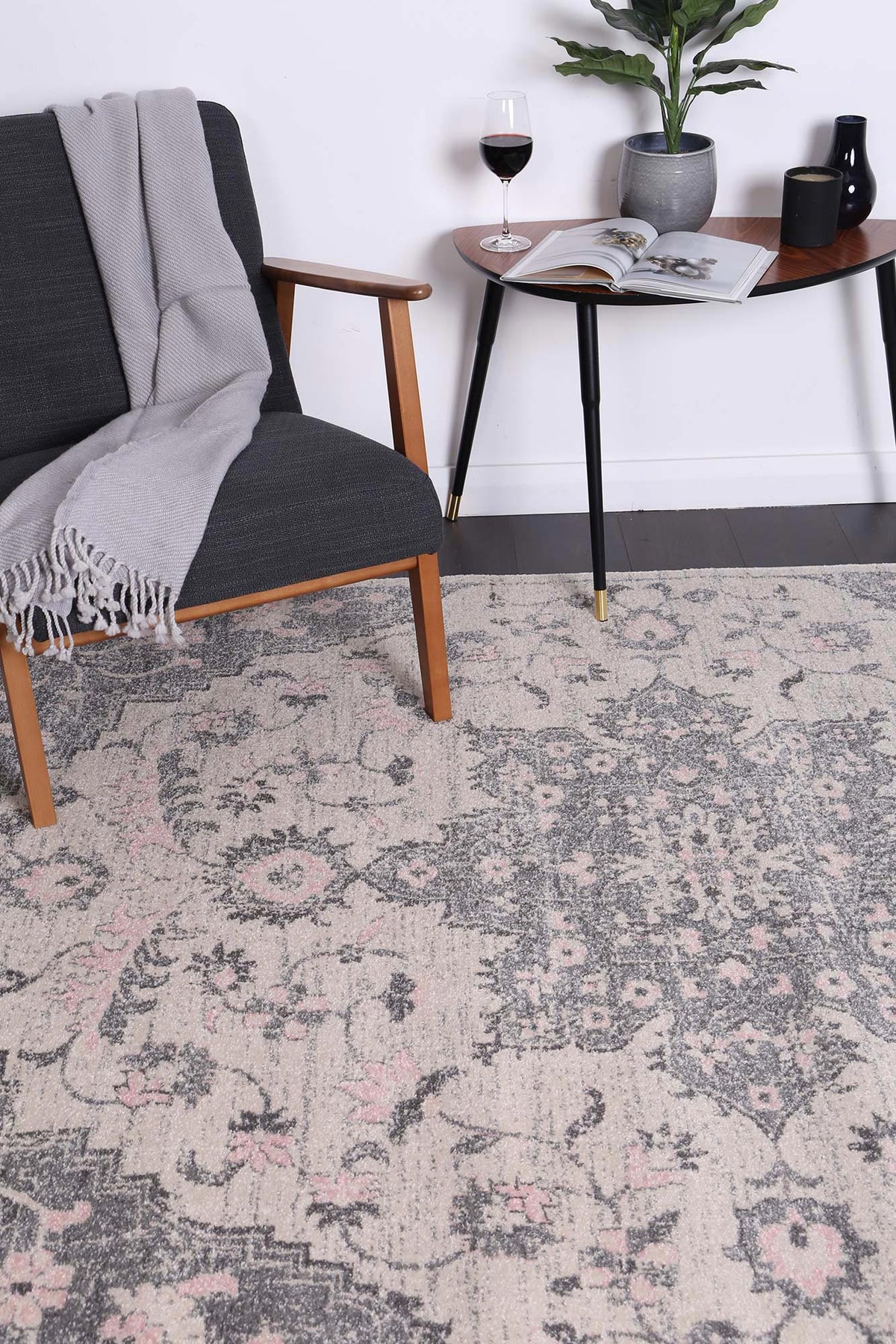 Le Canvas Astra — Grey Ivory rug, in-room view 1
