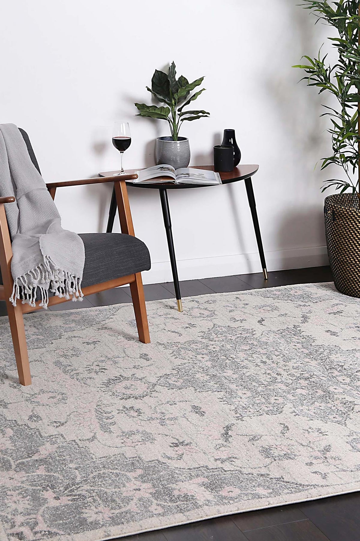 Le Canvas Astra — Grey Ivory rug, in-room view 6