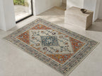 Le Canvas Isolde — Multi rug styled in a gallery interior