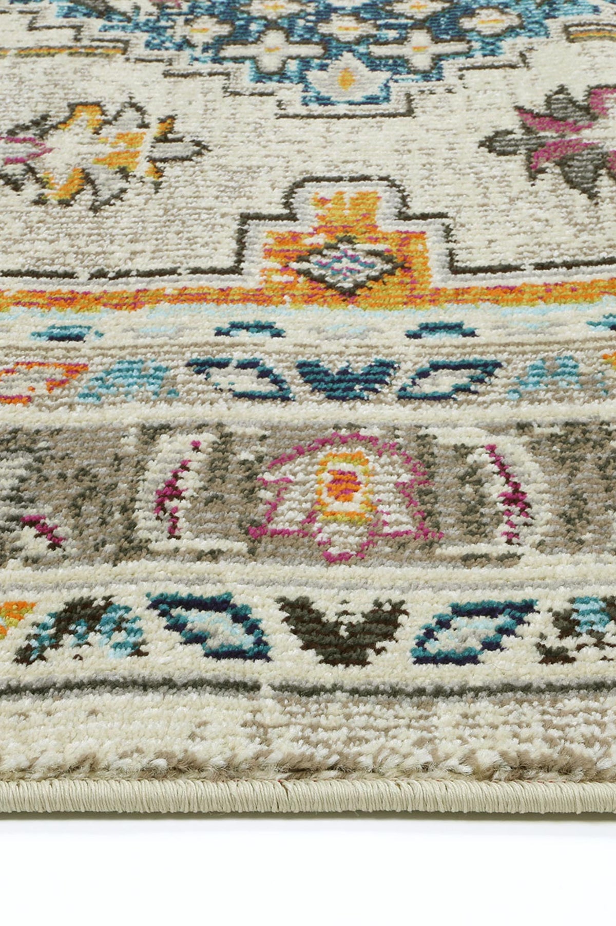 Le Canvas Isolde — Multi rug, corner and bound-edge detail