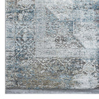 Le Canvas Sela — Light grey rug, corner and fringe detail