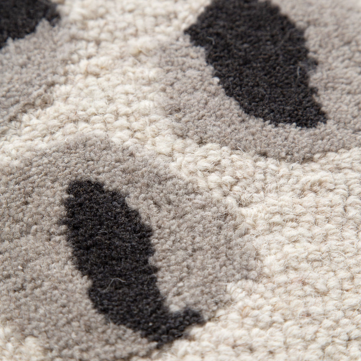 Kova Cream Grey — detail