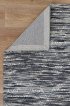 Pilar Stone — detail