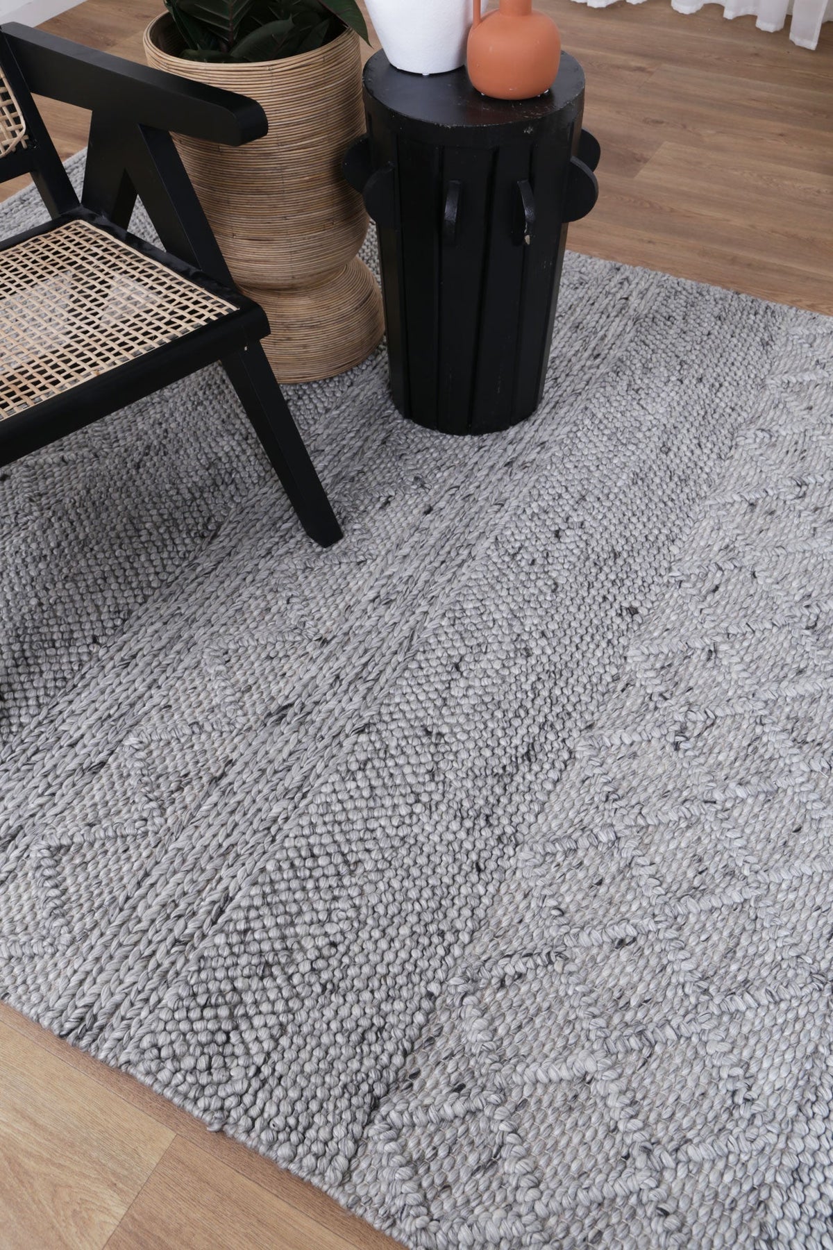 Bella Handwoven Wool Grey — ROOM_LIFESTYLE