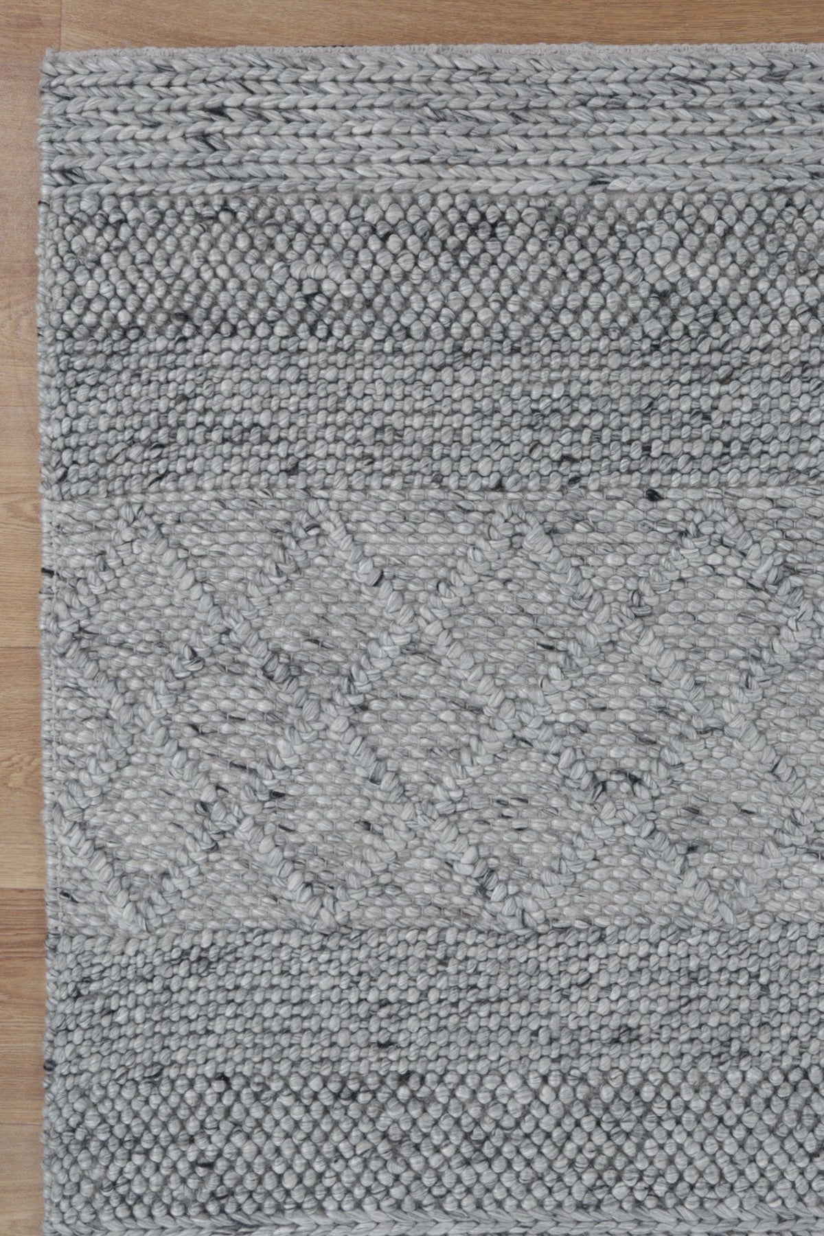 Bella Handwoven Wool Grey — DETAIL