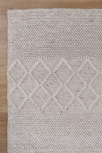 Bella Handwoven Wool Cream Beige — DETAIL