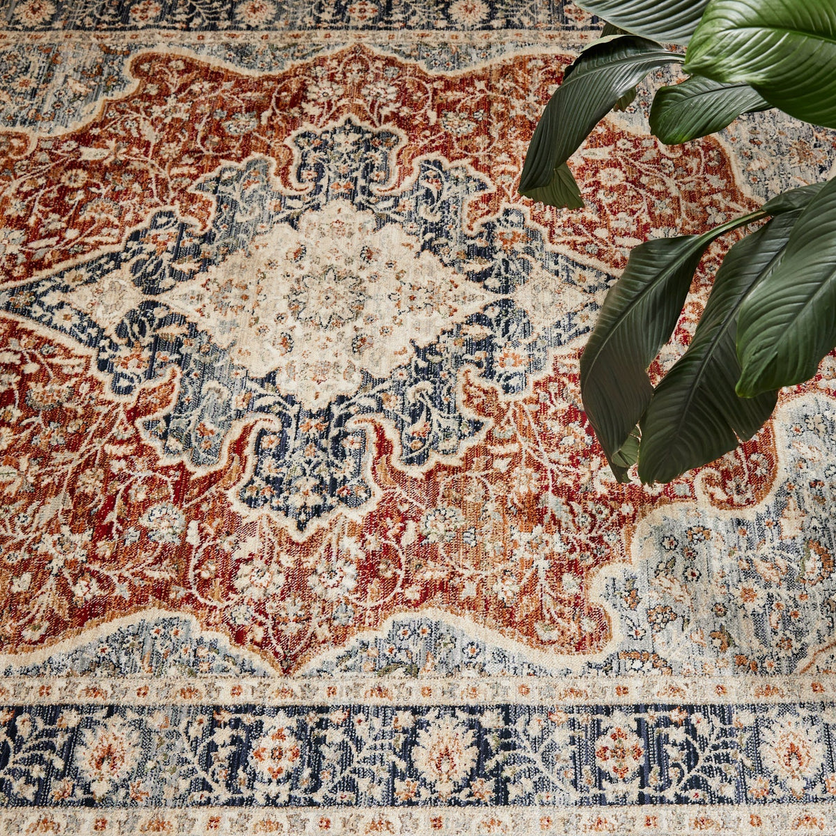 Glen Floor Rug Red Blue — DETAIL