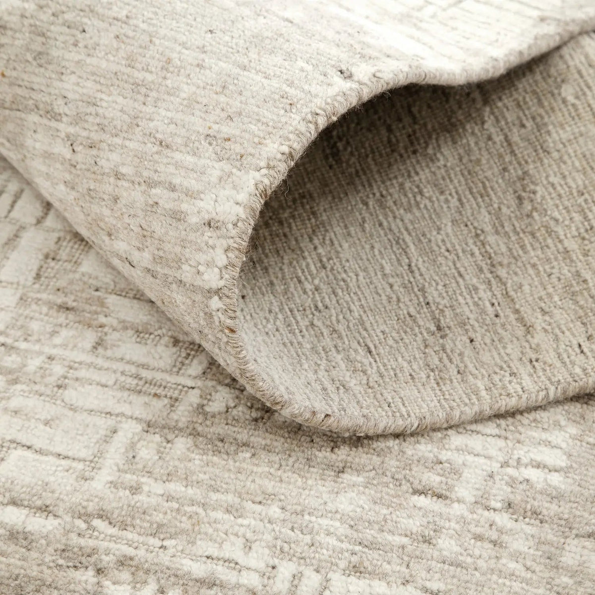 Karus Beige — DETAIL