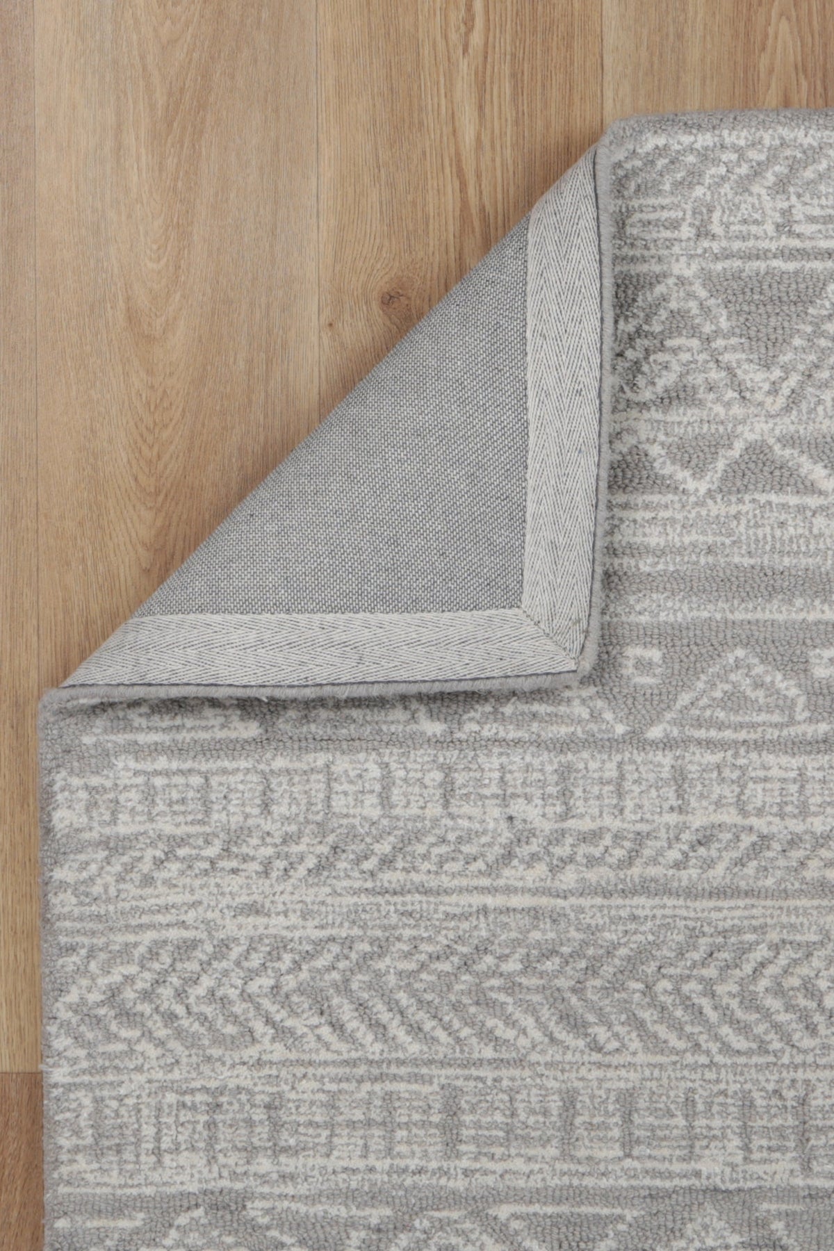 Posy Grey — DETAIL