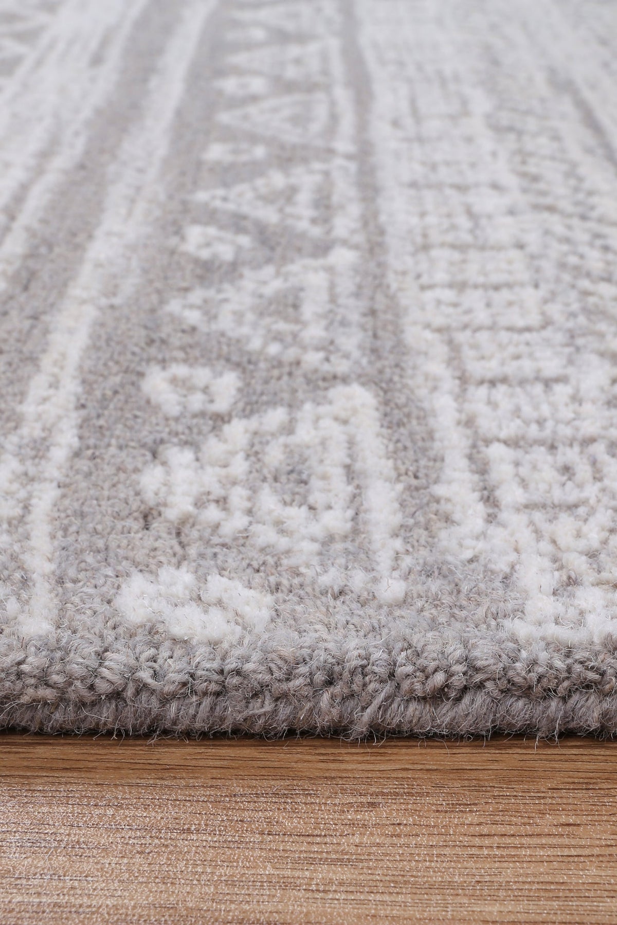Posy Grey — DETAIL