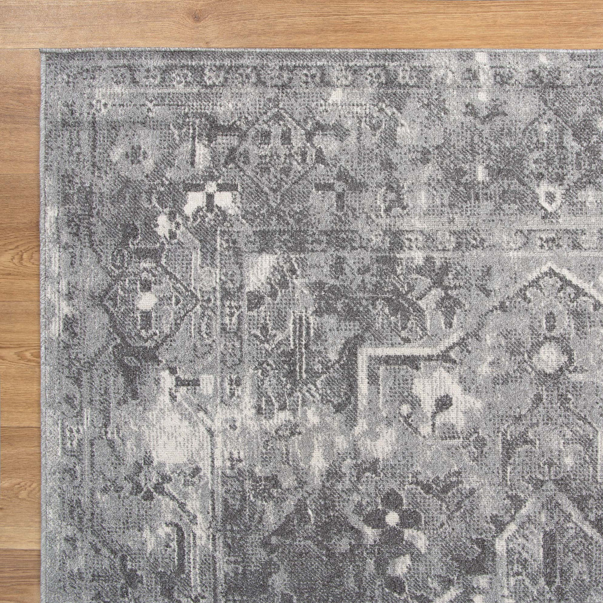 Quadalio Grey Ivory — DETAIL
