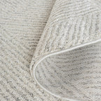 Tova Sand — DETAIL